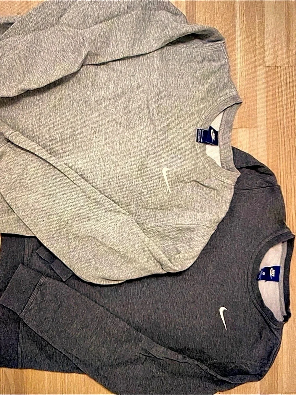 Nike Sportswear Club Fleece Crewneck Sweatshirt Kids Gray & Black Like New